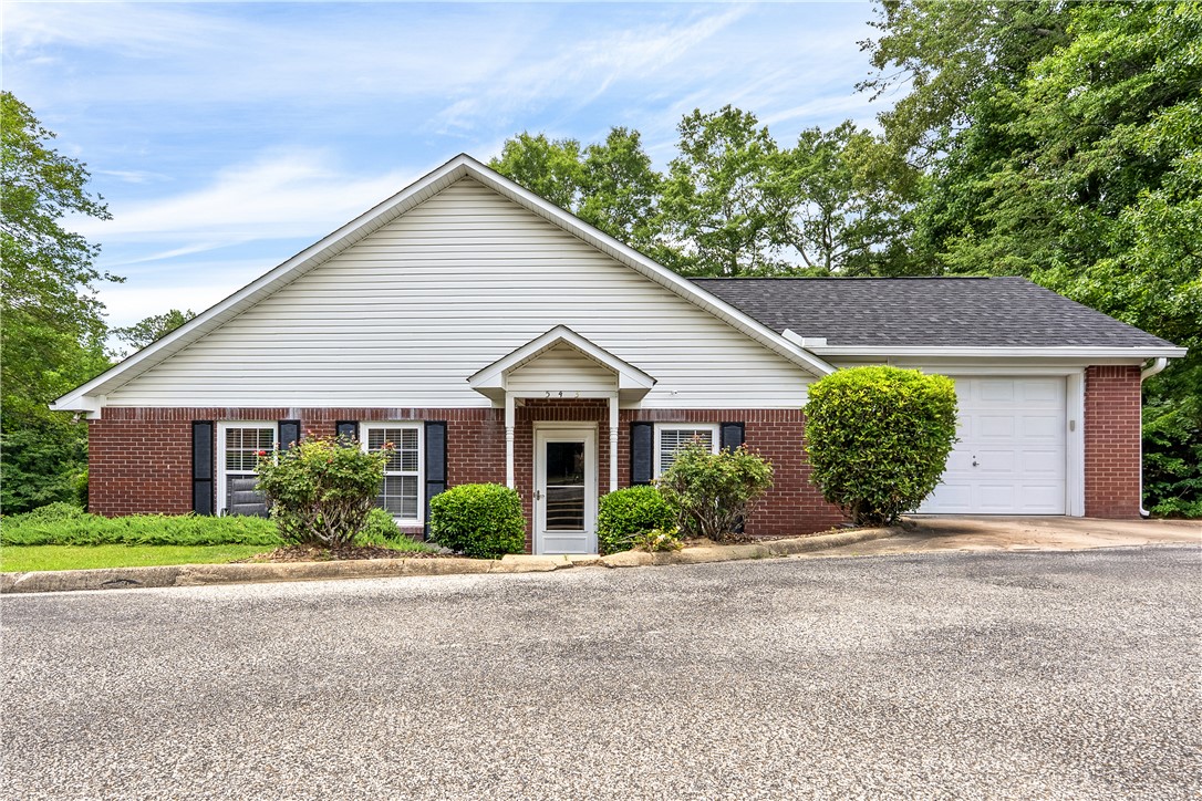 Residential in Auburn