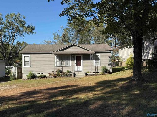 1721 Beirne Ave Ne, Huntsville, AL, 35801-2422 | Card Image