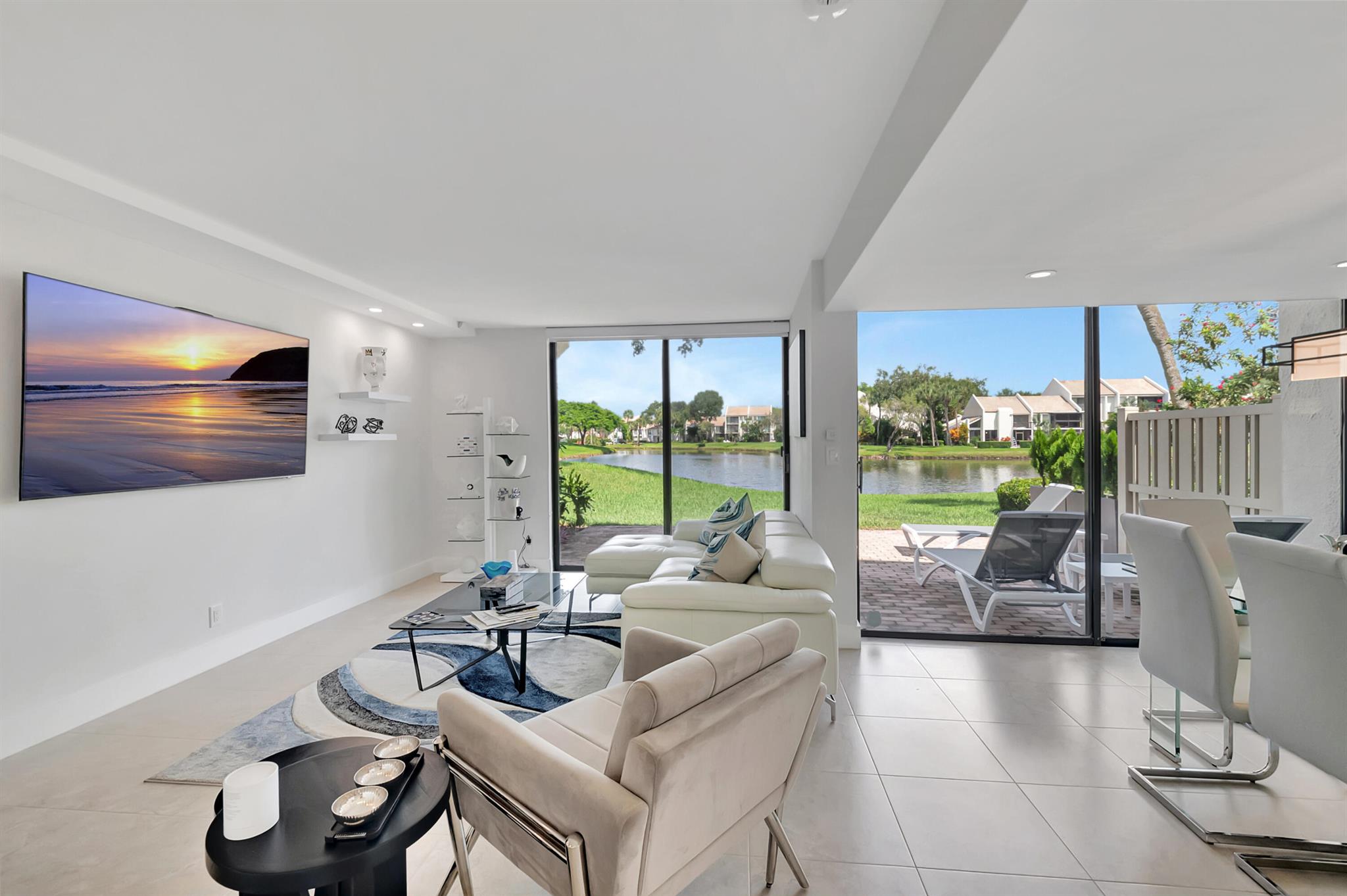 Bridgewood Dr, Boca Raton, FL 33434