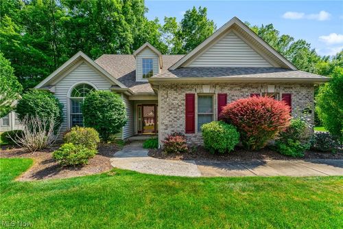 8462 Hitchcock Rd, Boardman, OH, 44512-6540 | Card Image