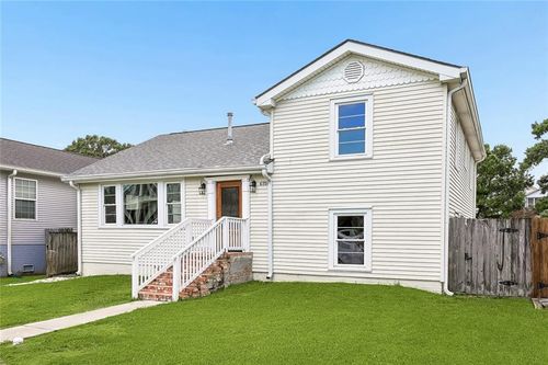 6150 Colbert St, New Orleans, LA, 70124-3011 | Card Image