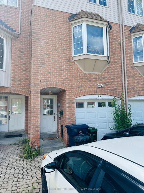 99 Sufi Cres, North York, ON, M4A2X2 | Card Image