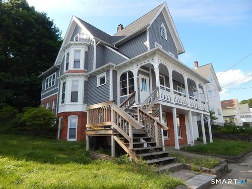 5 Clover St, Ansonia, CT, 06401-3156 | Card Image