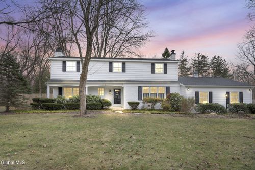 2 Madrid Ct, Clifton Park, NY, 12065-4920 | Card Image