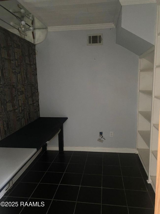 404 a office nook | Image 14