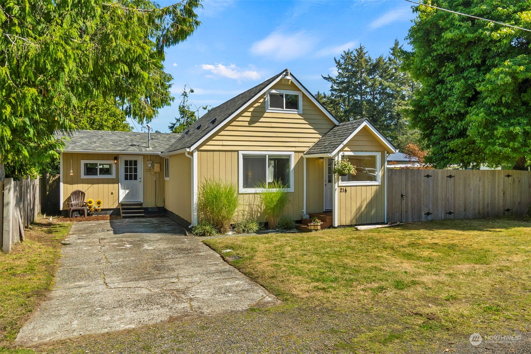 Aberdeen St, Westport, WA 98595