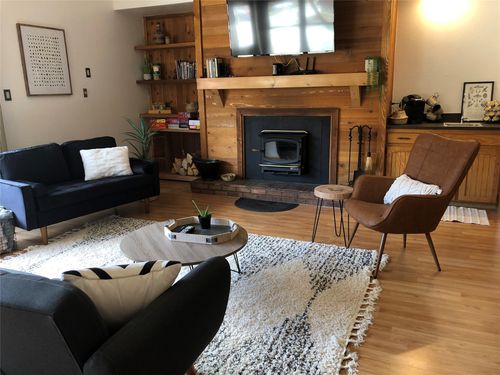 308-28 Aspen Street, Out of State, NM, 78730 | Card Image