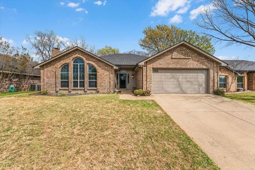 3212 Timber View Circle, Bedford, TX, 76021 | Card Image