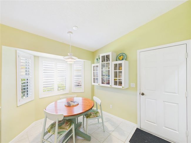 622 Cottonwood Rd, House other with 3 bedrooms, 2 bathrooms and null parking in Sebastian FL | Image 12