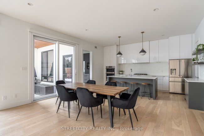 1468 Byron Baseline Rd, House other with 4 bedrooms, 4 bathrooms and 8 parking in London ON | Image 7