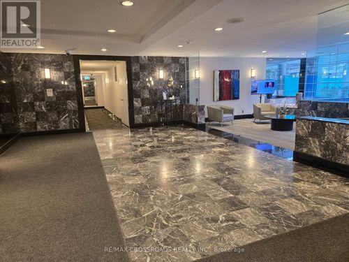 ph202-5785 Yonge St, North York, ON, M2M4J2 | Card Image