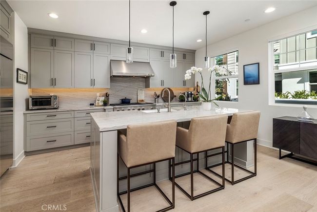 2167 Andover Ln, Townhouse with 4 bedrooms, 4 bathrooms and 2 parking in Newport Beach CA | Image 7