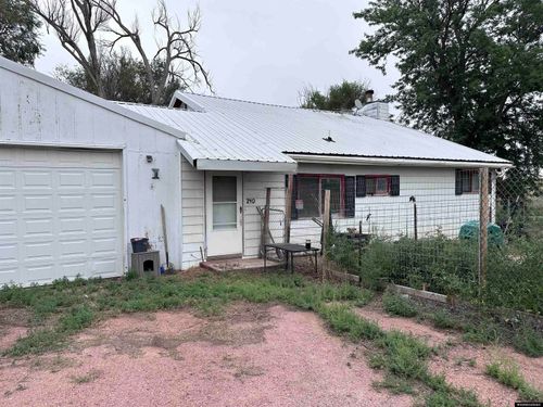 240 2nd St, Veteran, WY, 82243-5000 | Card Image