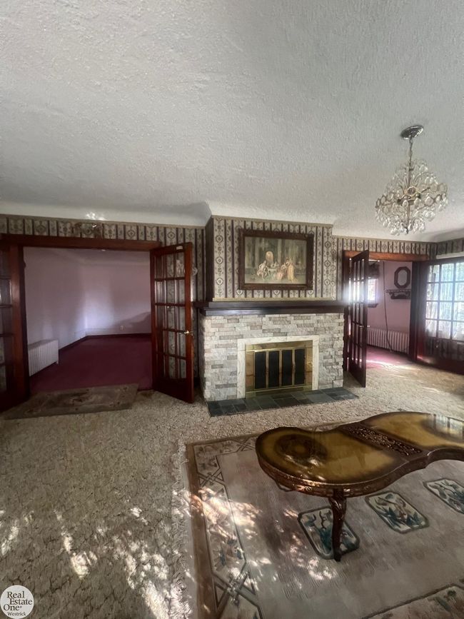 Livingroom French Doors | Image 15