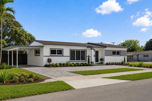 2741 Nw 172nd Ter, Miami Gardens, FL, 33056-4450 | Card Image