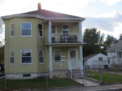 37 Winter St, Taunton, MA, 02780-1921 | Card Image