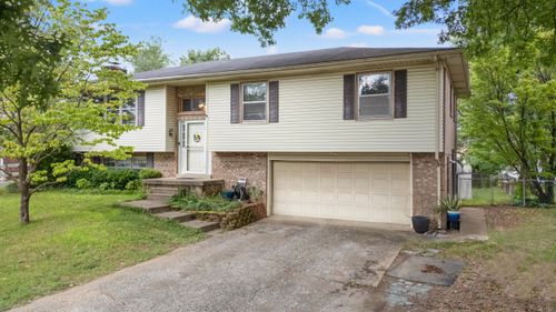 3841 Plantation Dr, Lexington, KY, 40514-4049 | Card Image