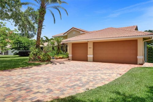 3820 Sw 106th Ter, Davie, FL, 33328-1300 | Card Image