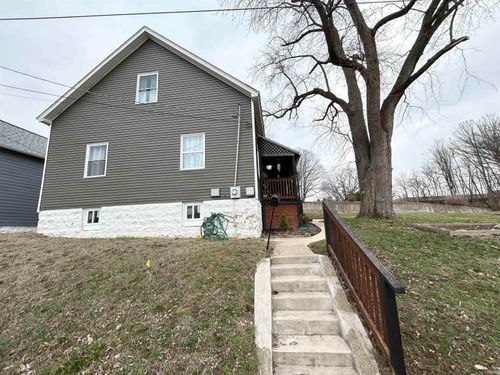520 Henry St, Logansport, IN, 46947-1920 | Card Image