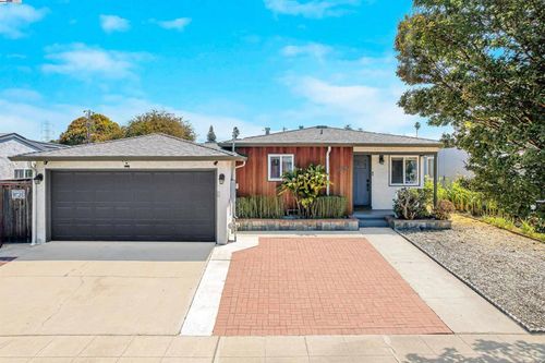 26054 Cascade St, Hayward, CA, 94544-2634 | Card Image