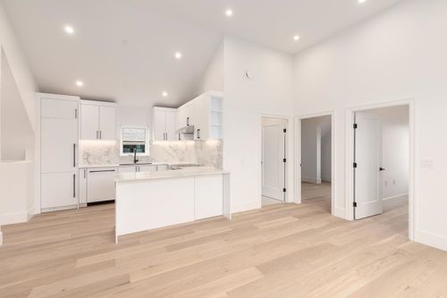 849 E 19th Ave, Vancouver, BC, V5V1K6 | Card Image