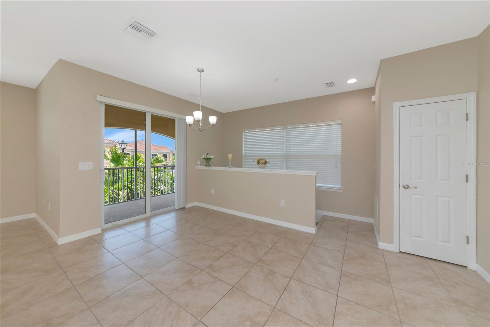 Residential in OSPREY 4