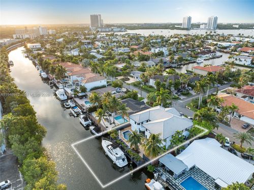 3400 Ne 164th St, North Miami Beach, FL, 33160-4127 | Card Image