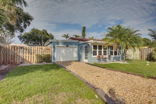 1237 Sw 28th St, Fort Lauderdale, FL, 33315-2851 | Card Image