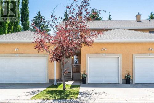 45 Cedarview Mews Sw, Calgary, AB, T2W6H8 | Card Image