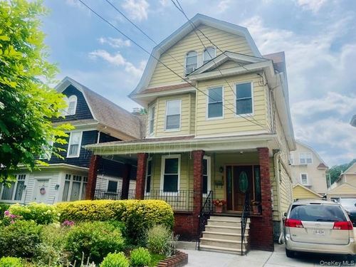 8418 108th St, Richmond Hill, NY, 11418-1217 | Card Image