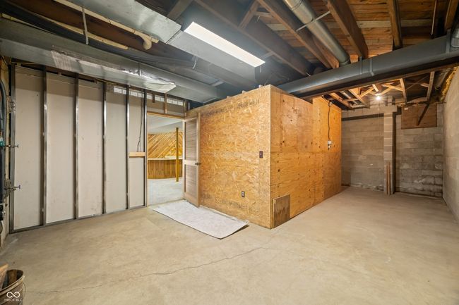 1828 W 750 S, House other with 3 bedrooms, 3 bathrooms and null parking in Trafalgar IN | Image 122