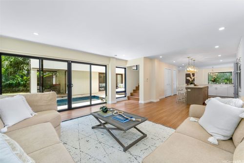 3002 Diamond Head Rd, Honolulu, HI, 96815-4717 | Card Image