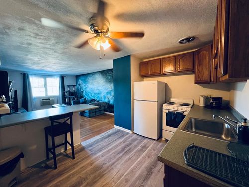 9-5 Colonial Village Dr, Arlington, MA, 02474-3929 | Card Image