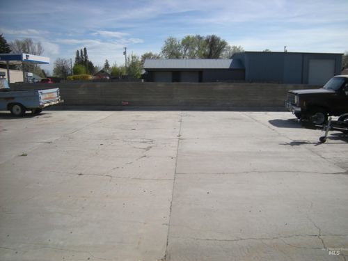 Appr 403 Main St, Hazelton, ID, 83335-5116 | Card Image