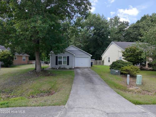 616 S Hampton Dr, Jacksonville, NC, 28546-7811 | Card Image