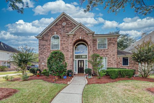 2618 Pinebend Dr, Pearland, TX, 77584-9102 | Card Image