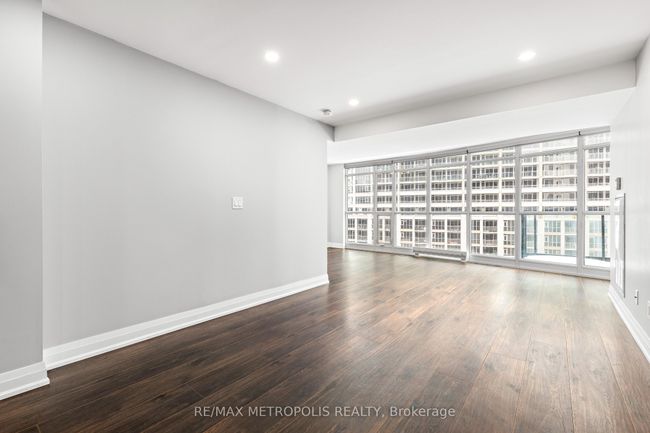 678 - 209 Fort York Blvd, Condo with 2 bedrooms, 2 bathrooms and null parking in Toronto ON | Image 9