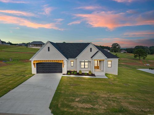 20 Avrey Ln, Greenbrier, AR, 72058-8070 | Card Image