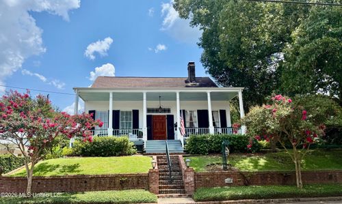 409 S Rankin St, Natchez, MS, 39120-3585 | Card Image