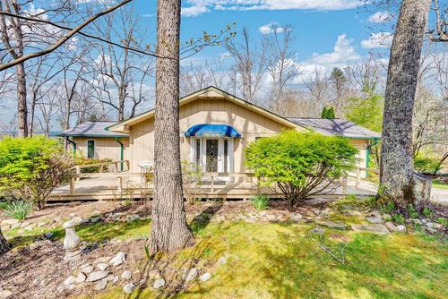 305 St George Dr, Crossville, TN, 38558 | Card Image