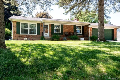 4190 Charter Oak Dr, Flint, MI, 48507-5550 | Card Image