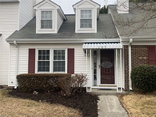 107 Cypress Xing, Yorktown, VA, 23692-4700 | Card Image