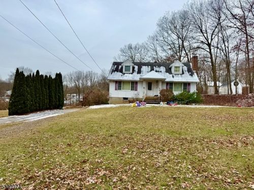 12 Cozy Lake Rd, Oak Ridge, NJ, 07438-9126 | Card Image