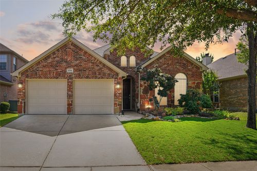 8704 Dayton Dr, Lantana, TX, 76226-6557 | Card Image