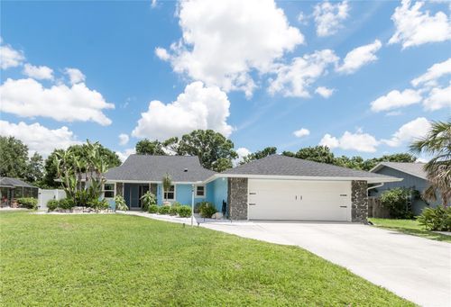 3915 Meadow Creek Dr, Sarasota, FL, 34233-1802 | Card Image