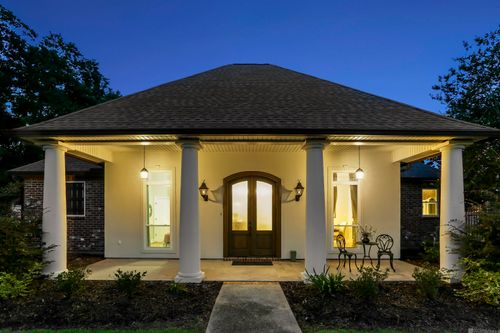 16126 Acadia Dr, Prairieville, LA, 70769 | Card Image