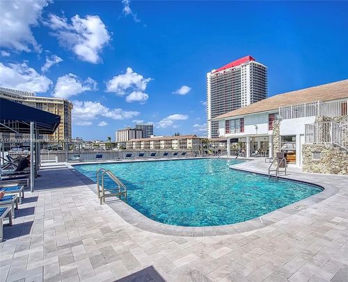 apt-409-1849 S Ocean Dr, Hallandale Beach, FL, 33009-4917 | Card Image
