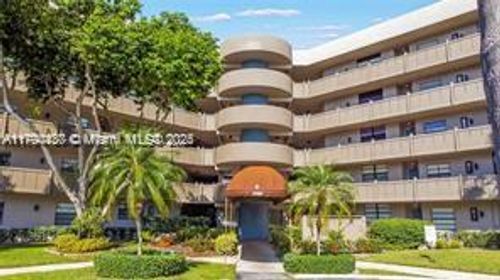 apt-217-901 Colony Point Cir, Pembroke Pines, FL, 33026-2910 | Card Image