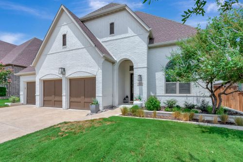 920 Champions Way, Roanoke, TX, 76262-1316 | Card Image