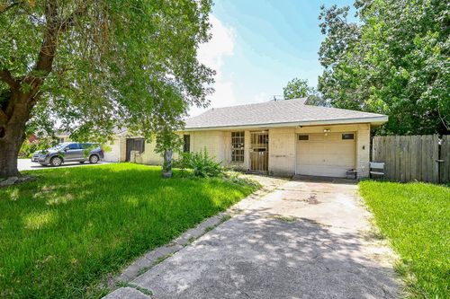 11119 Hazen St, Houston, TX, 77072-3621 | Card Image